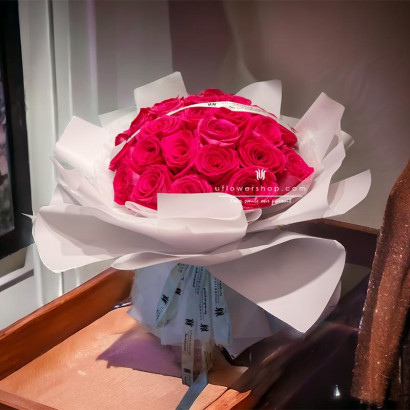 33 支弗洛伊德玫瑰花束 Roses Bouquet...