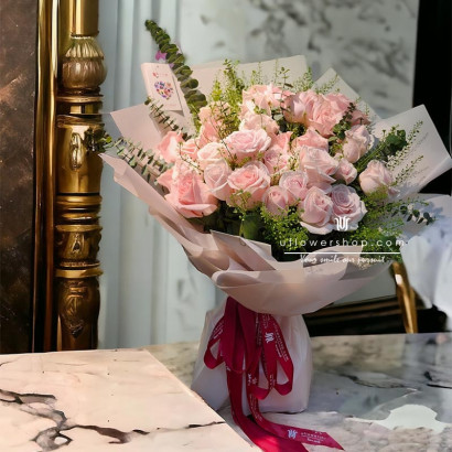 33 枝粉玫瑰花束 Roses Bouquet...