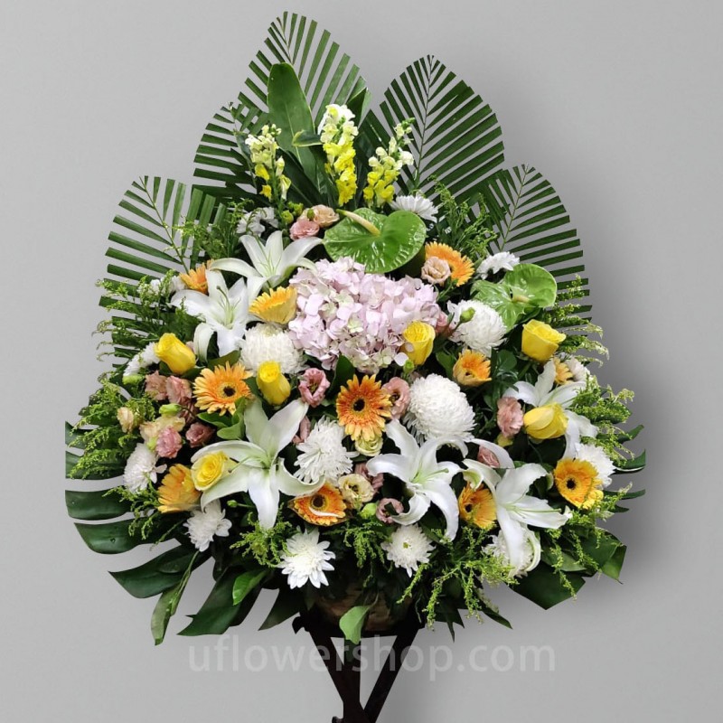 Condolence Flowers - Nice...