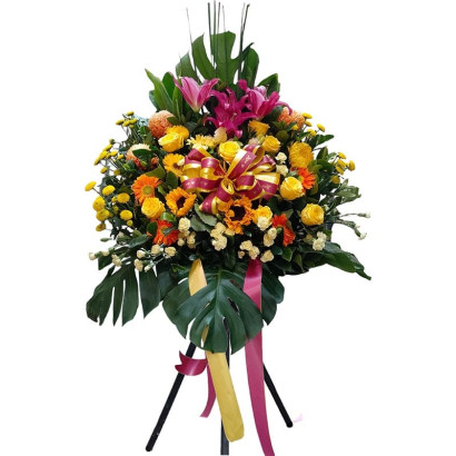 Opening flower basket -...