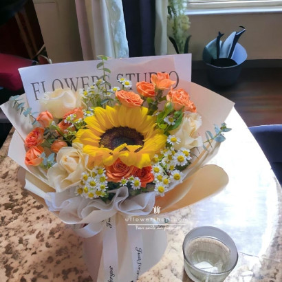 Graduation bouquet Academic...